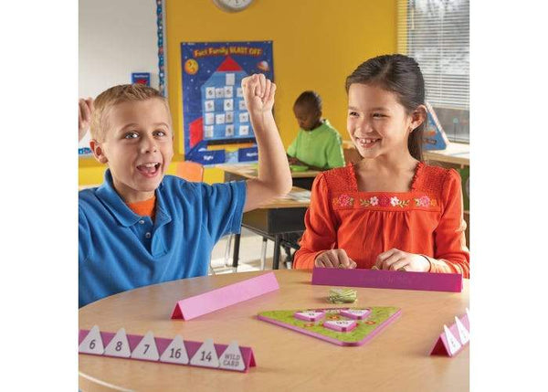 TRI-FACTA! ™ JUEGO DE MULTIPLICACIÓN Y DIVISIÓN